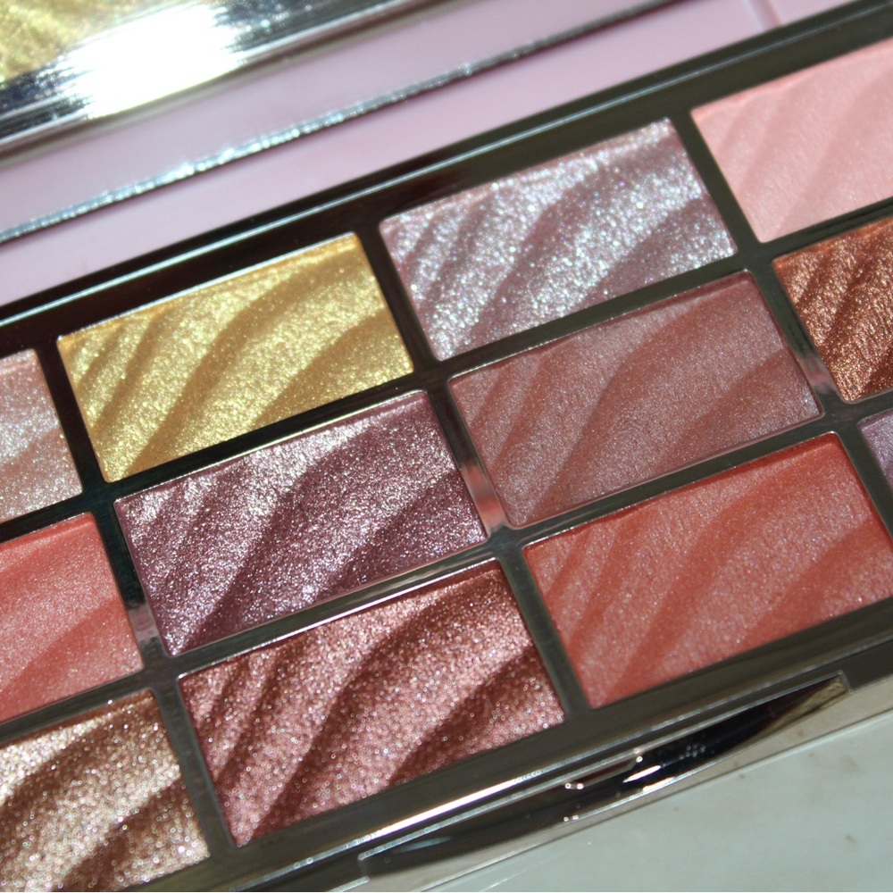 Ciaté London Velvet Eyeshadow Palette - Picture 6 of 16